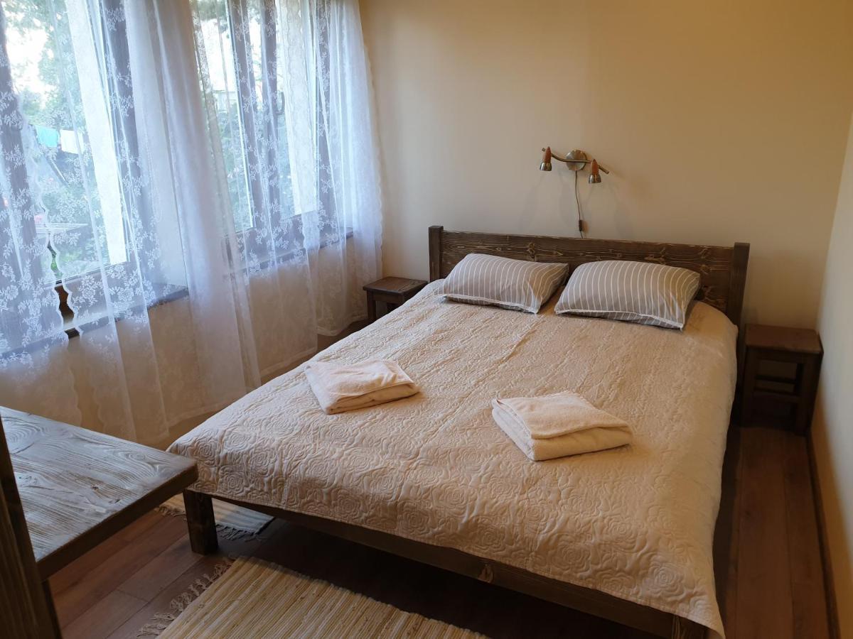 Guest House And Camping ยูร์มาลา ภายนอก รูปภาพ