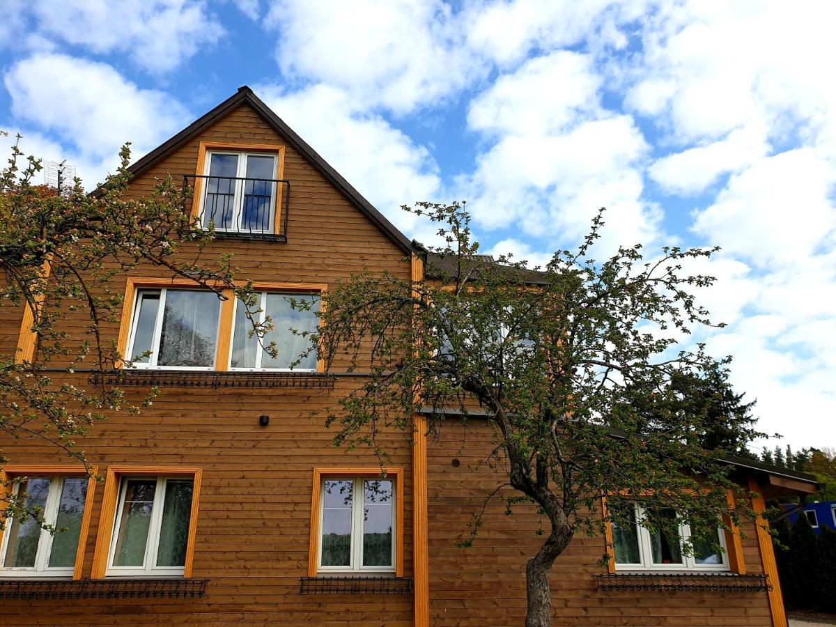 Guest House And Camping ยูร์มาลา ภายนอก รูปภาพ
