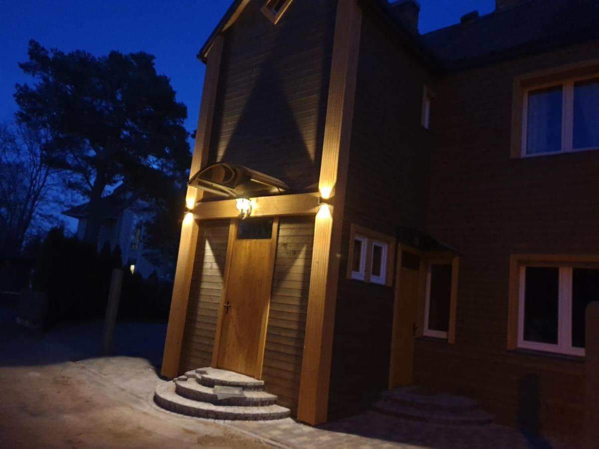 Guest House And Camping ยูร์มาลา ภายนอก รูปภาพ