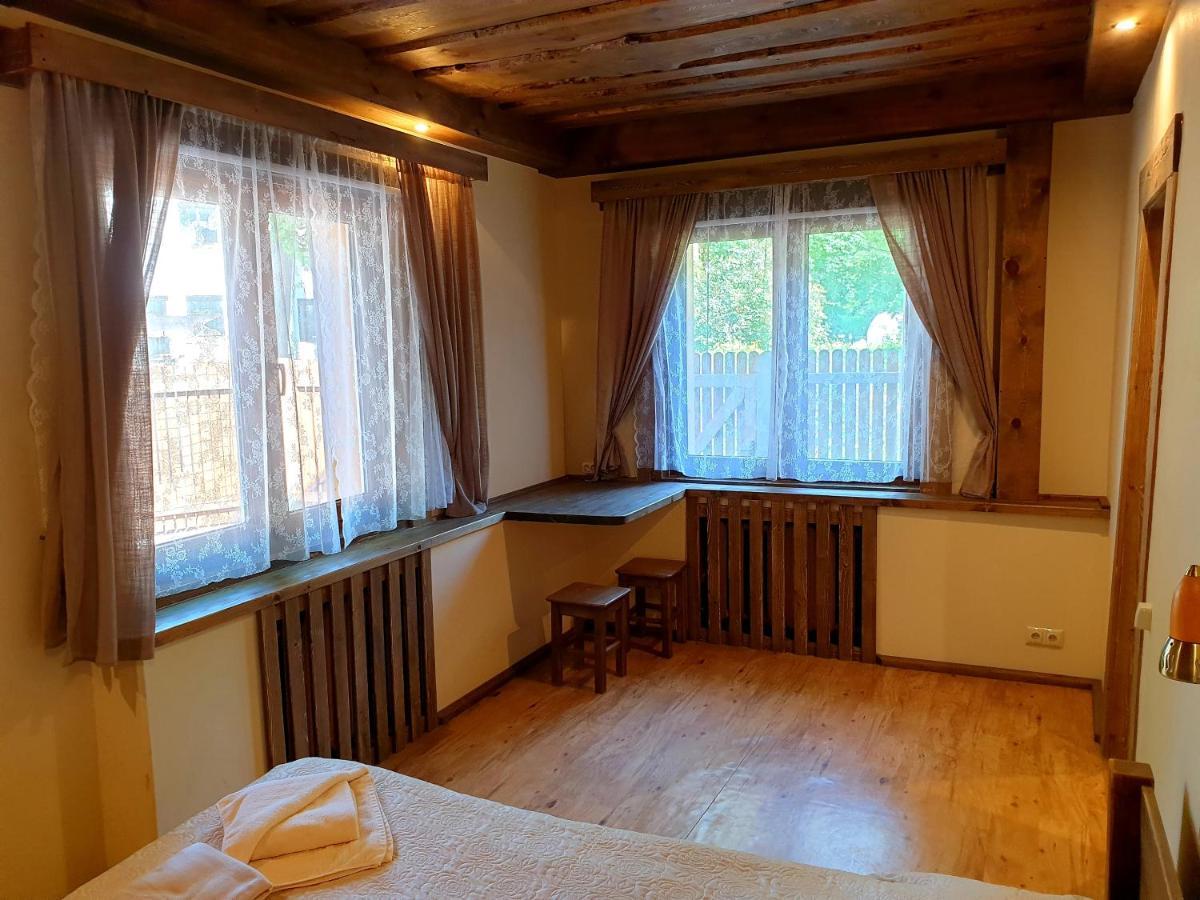 Guest House And Camping ยูร์มาลา ภายนอก รูปภาพ