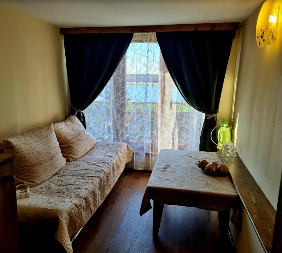 Guest House And Camping ยูร์มาลา ภายนอก รูปภาพ