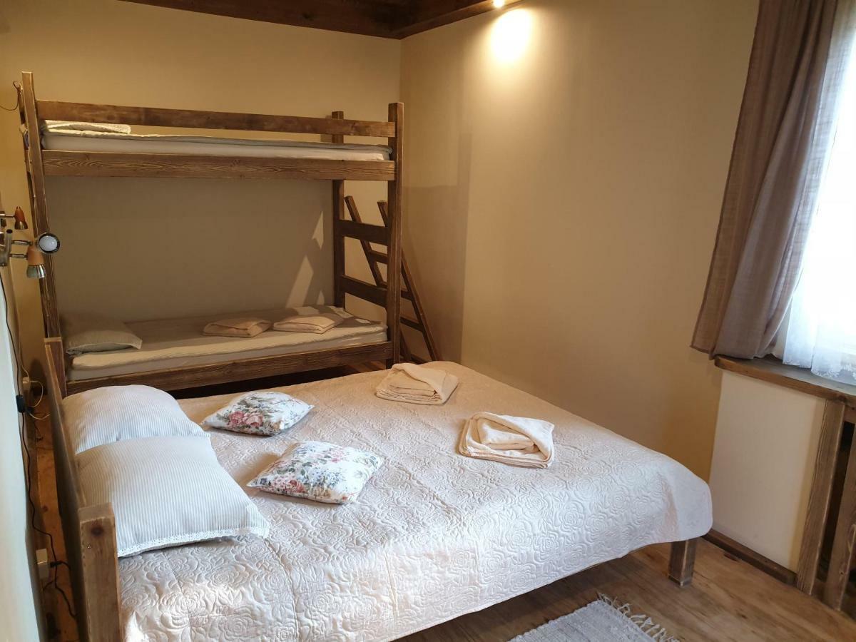 Guest House And Camping ยูร์มาลา ภายนอก รูปภาพ
